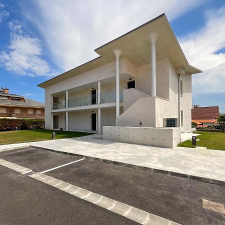 Apartamentos La Canal Сото-де-ла-Марина Экстерьер фото