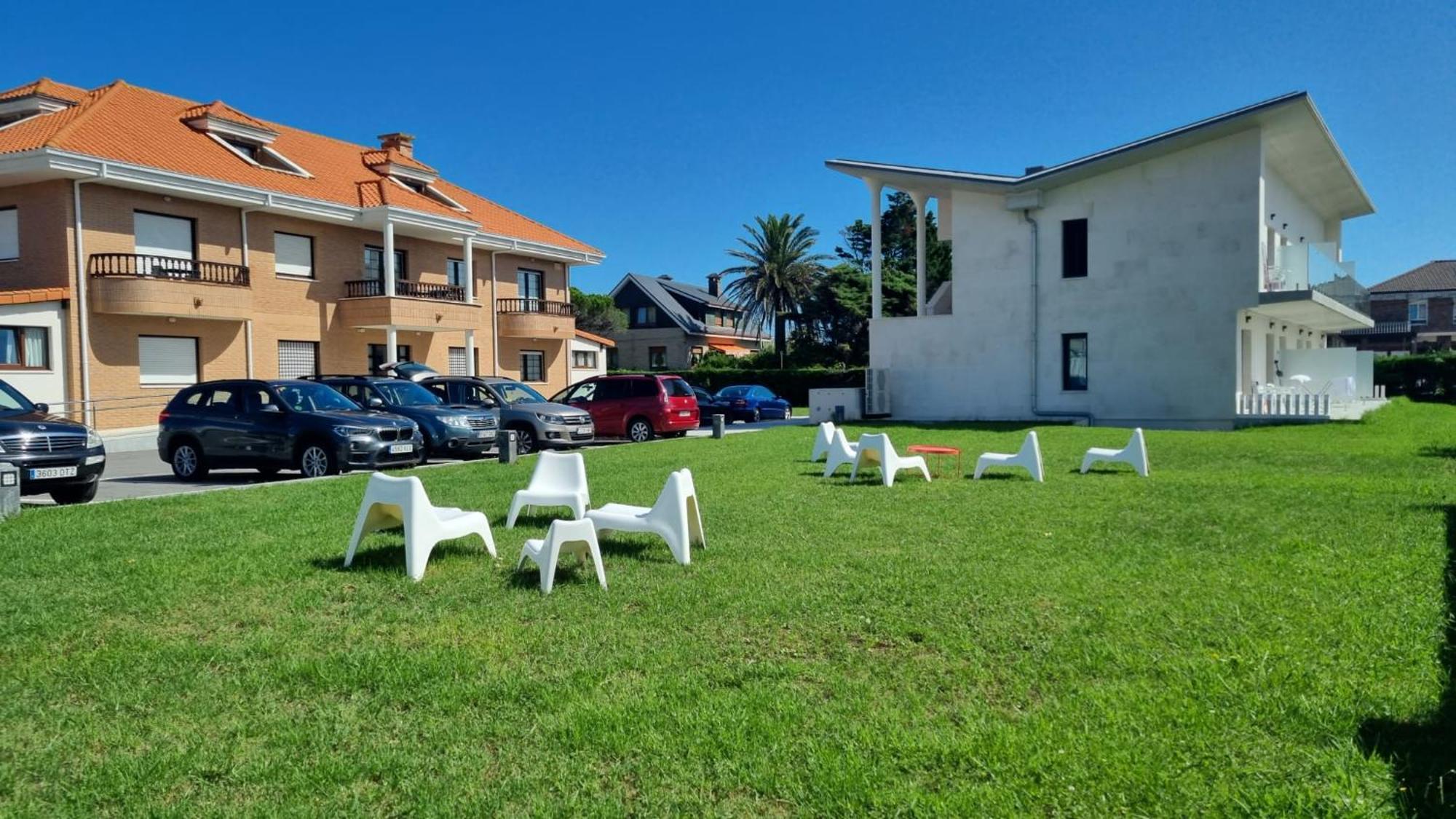 Apartamentos La Canal Сото-де-ла-Марина Экстерьер фото
