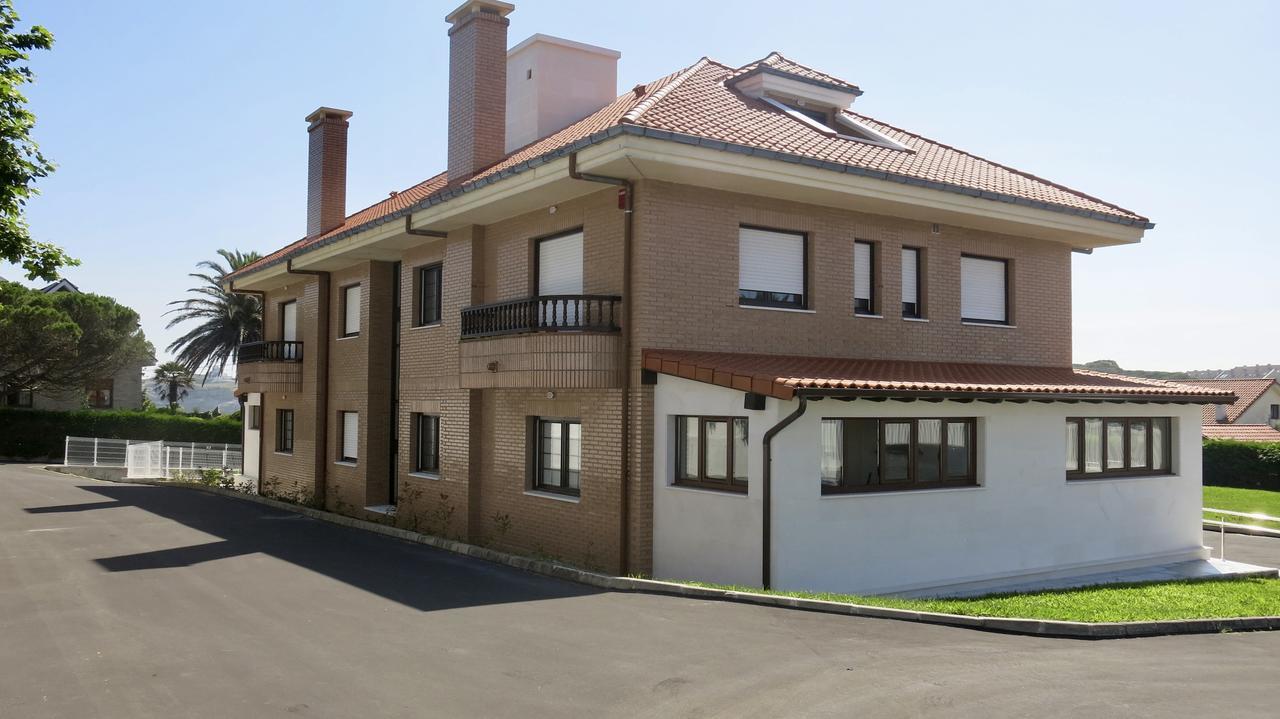 Apartamentos La Canal Сото-де-ла-Марина Экстерьер фото