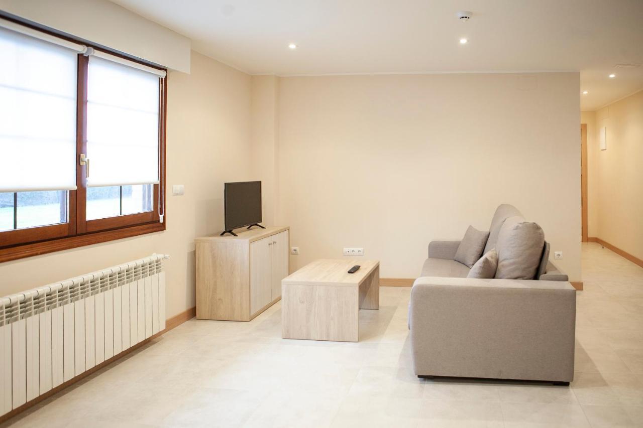 Apartamentos La Canal Сото-де-ла-Марина Экстерьер фото