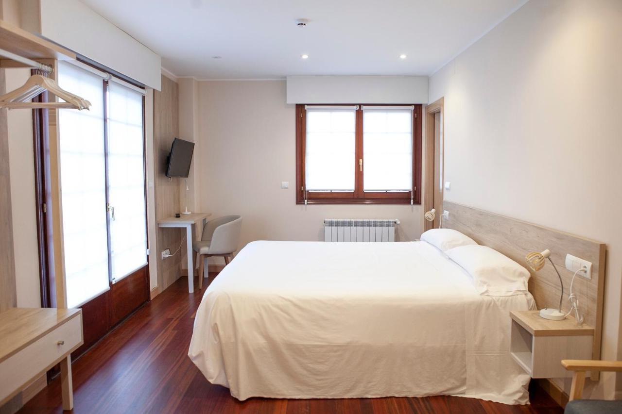 Apartamentos La Canal Сото-де-ла-Марина Экстерьер фото